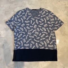 ★LOUIS VUITTON ルイヴィトン Mサイズ VネックプリントTシャツ★ ☆LOUIS VUITTON ルイヴィトン Mサイズ VネックプリントTシャツ☆