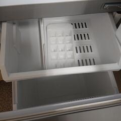 明日引き取り限定！2018年製2ドア冷凍冷蔵庫