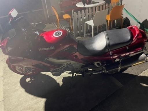 zzr400