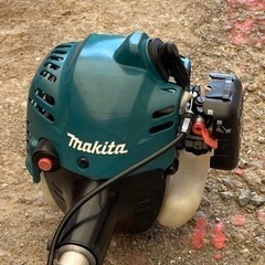 マキタ MEM2100U エンジン式刈払機 草刈機 21cc