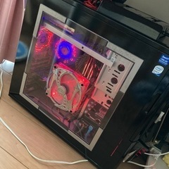 光るゲーミングPC