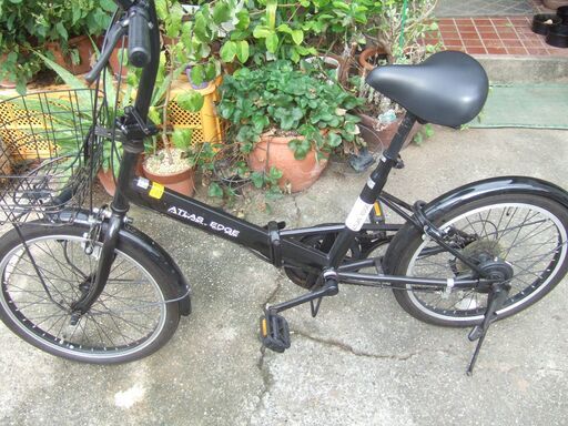 A昨年購入　使用1年。折り畳み自転車 6段ギア　ATLAS EDGE