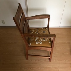 北欧風 木製 肘掛け付き 椅子 国産 チェア