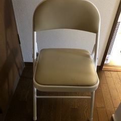 パイプ椅子(ホワイト)