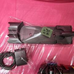 62  ダイソンV7♦（バッテリー新品）コードレス掃除機