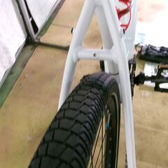 C229★230,000円スタート★整備済み 新古車　電動マウンテンバイク【YAMAHA　CROSSCORE RC　白　サイズ】