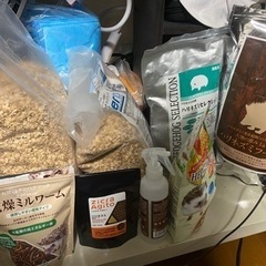 ハリネズミ用ペットケージ+飼育用品一式