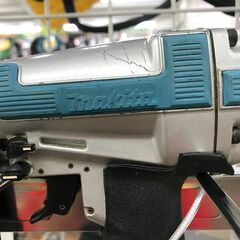  ✨マキタ　仕上げ釘打機　AF502　中古品✨うるま市田場✨