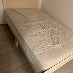 ニトリ　セミダブルスノコ型ベッド(マットレス付)