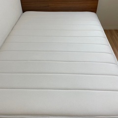 【購入内諾済】ニトリ　コンセント付きダブルベッド　マットレス付き