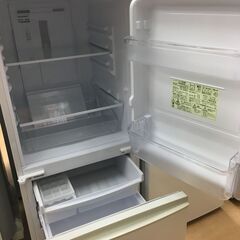 SHARP　冷蔵庫　137L　SJ-D14B-W　2016年製