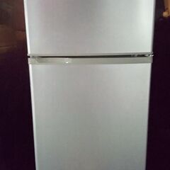 2010年製SANYO冷蔵庫シルバー2段式