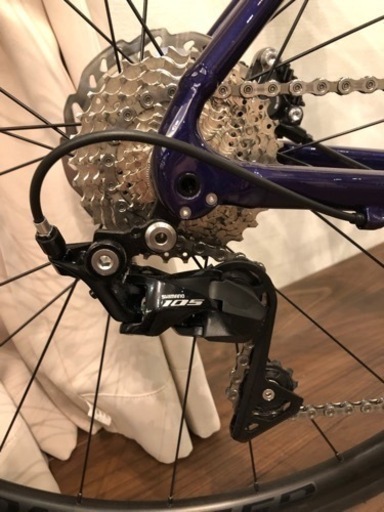 中古（目立った傷や汚れなし） 美品 トレック TREK エモンダ ALR5 ディスク EMONDA ALR5 DISC 105 油圧DISC 2021~2022年継続モデル ロードバイク 54サイズ パープル