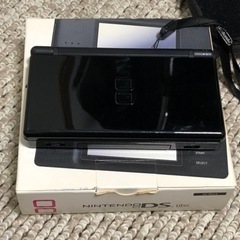 【価格交渉可】任天堂DSLite  ソフト4つ付き✨