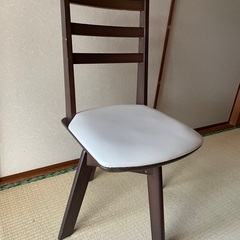 ダイニングチェア☆360度回転式☆木製クッション椅子