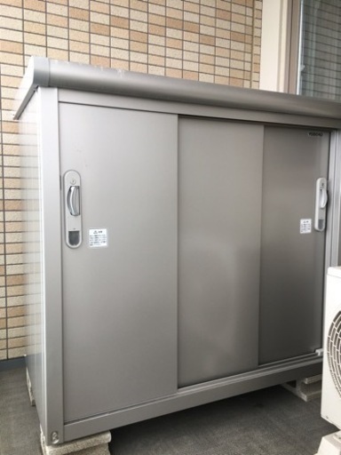 ヨド物置 エスモ ESE-1206Y シルバー（分解済） ヨド物置 エスモ ESE-1206Y シルバー（分解済）