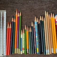 鉛筆、色鉛筆、定規