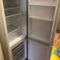 【美品】冷蔵庫、173リットル、2022年製