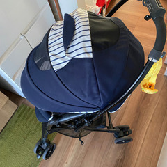 ベビーカー コンビ スゴカル4キャス エッグクッション