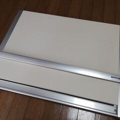 コクヨ トレイザー平行定規 ビニール製図板 A2 TR-HHEB11