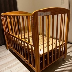 コンビミニ 赤ちゃん布団セットとベビーベッド
