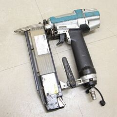makita マキタ 50mm 常圧 仕上釘打機 AF502 (D4595hxY)