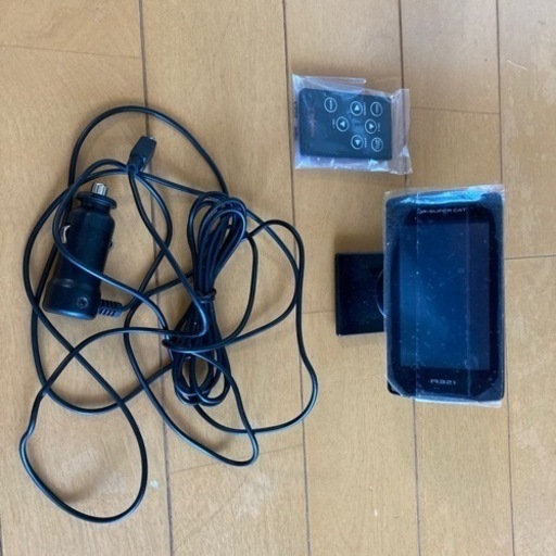 GPS アンテナ内蔵レーダー探知機　YUPITERU R321