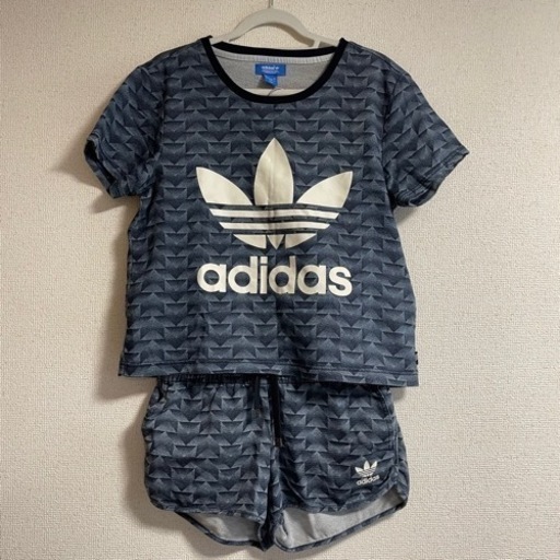 【取引終了】adidas セットアップ+ニコアンドTシャツ