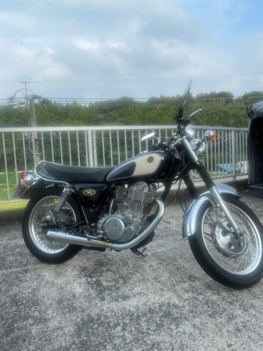 平成7年式 1JR SR400 2オーナー 6800km 本物です。 グーバイク特集記事