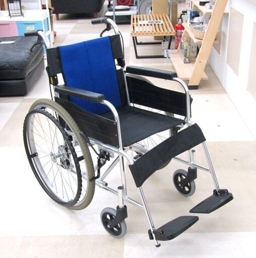美品 MiKi/ミキ 自走式車いす BAL-1 コンパクト 介助用 背折れ付き ブレーキ付き 車椅子 軽量