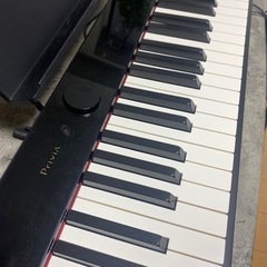 カシオ　電子ピアノ(Privia PX-S1100)
