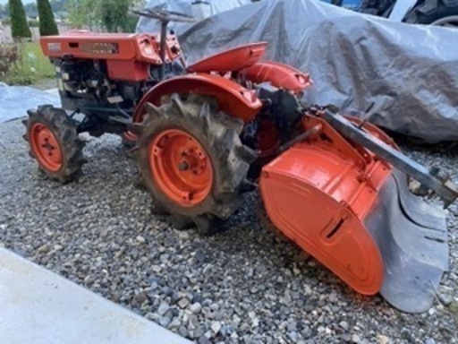 クボタ  KUBOTA トラクター B6000 4WD! 整備メンテ済み 出力11馬力 小型軽量