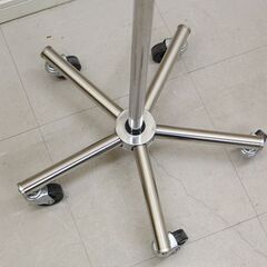 キャスター付き点滴用器具　点滴スタンド　5脚　5本脚　丸棒吊り具　歩行可能 (J1119ykaY)