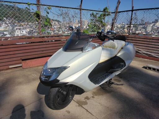 ⭐ヤマハマグザム250　SG17J　白　ローダウン車　マフラーの音が良い