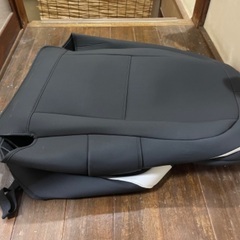 c-hr シートカバー　白、黒、赤