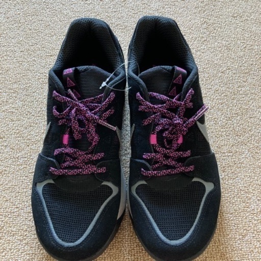【新品未使用】nike ACG LOWCATE