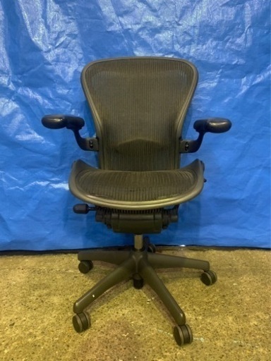 お譲り先決まりました！【中古】 アーロンチェア（ランバー　フル装備） Herman Miller/ハーマンミラー 肘付ハイバックチェア