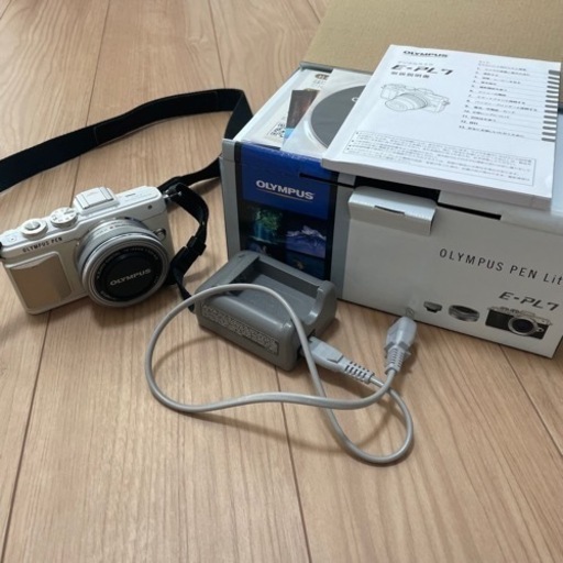 OLYMPUS PEN lite E-PL7 付属品付き