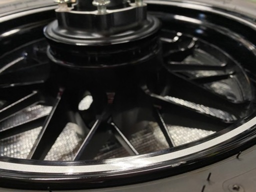 Z900RS (ZR900C) '18 カワサキ純正リアホイール ブラック 良品