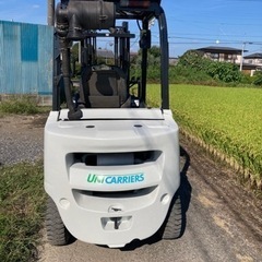 三菱ユニキャリア フォークリフト 2.5トン、3レバー横回転・スライド ガソリン、型式: FHGE25T5 年式 2019年 5030時間