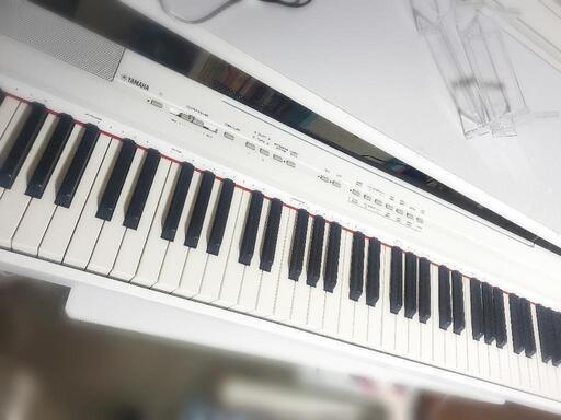 YAMAHA 電子ピアノ 88鍵 p-105 ホワイト 強弱◎鍵盤重さ◎
