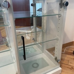 ガラスコレクションケース 背面ミラー LEDライト付き