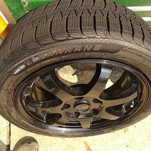 車のパーツ 16インチ スタッドレス4本セットN