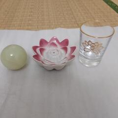 【お譲り決定】蓮の花のお香スタンドとコップ
