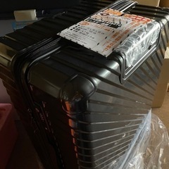 新品/スーツケース