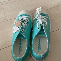 新品　靴　23.5cm  定価4000円　東京靴流通センター