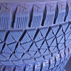 決まりました　235/55R20　スタッドレスタイヤ 4本 BS ブリザック DM-V2 2016年製 溝有り