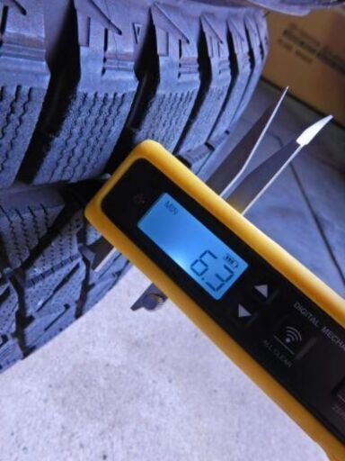 決まりました 235/55R20 スタッドレスタイヤ 4本 BS ブリザック DM-V2  