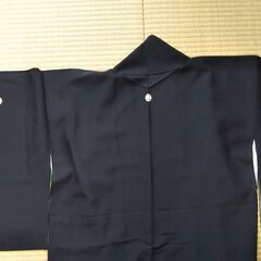 着物と帯と帯揚げと帯締めセット 紋付 高級正絹 和装 葬式