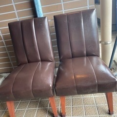 小さめの椅子(2脚)